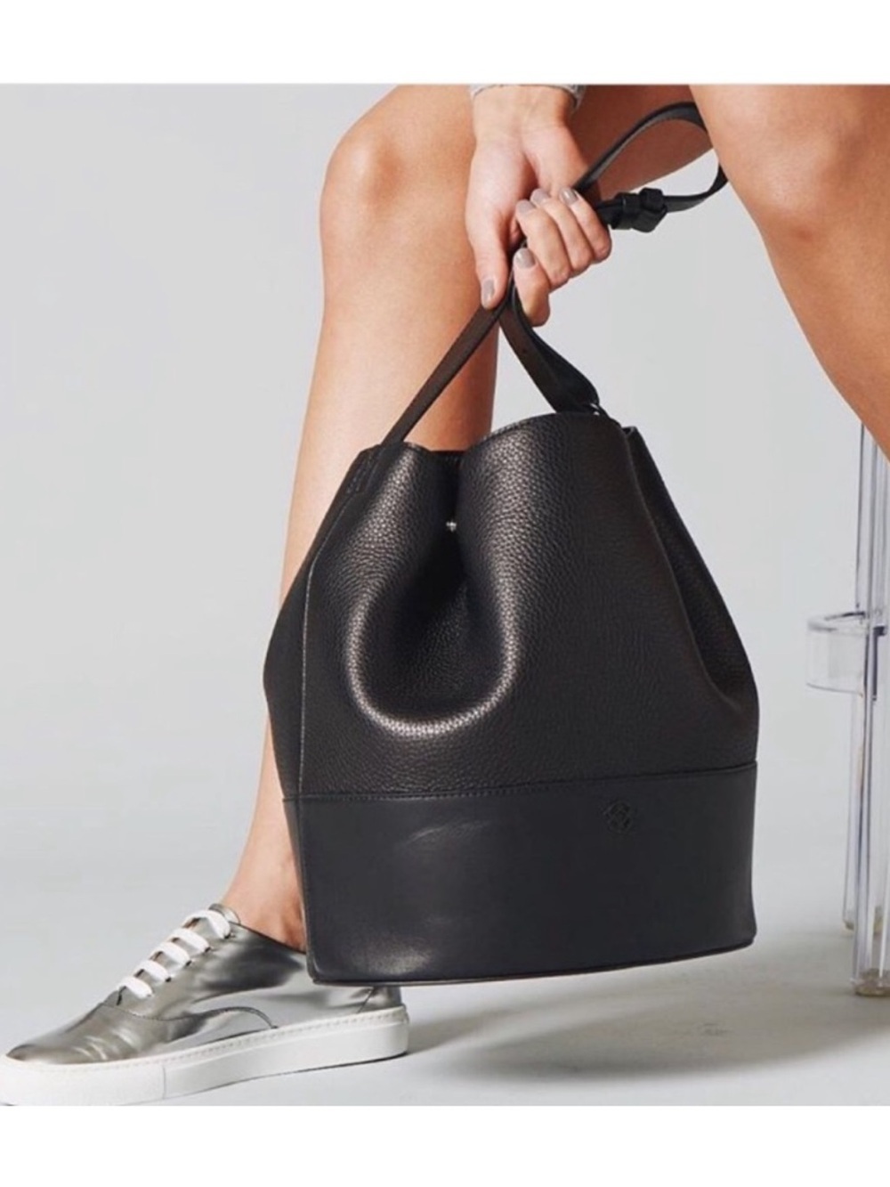 Dagne Dover Ava Bucket Bag Black